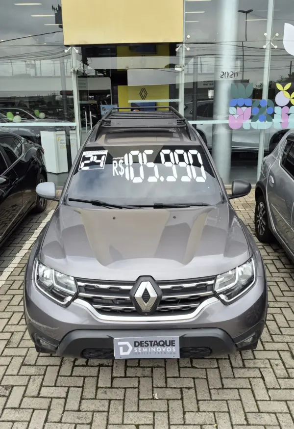 RENAULT DUSTER