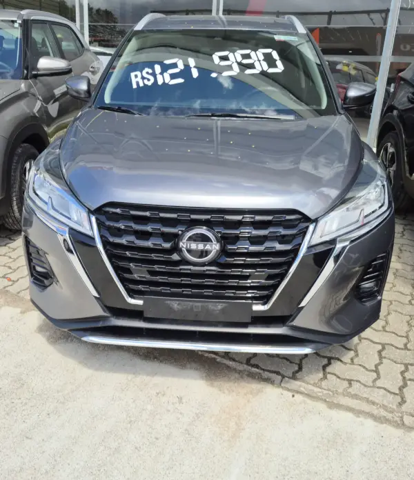 NISSAN KICKS PLAY