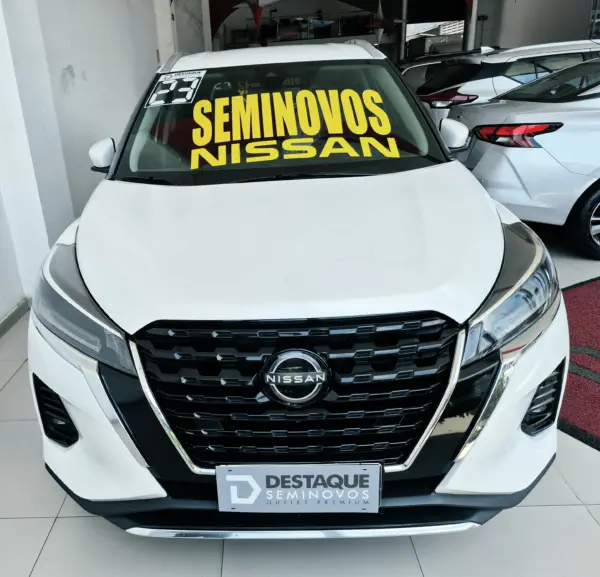 NISSAN KICKS