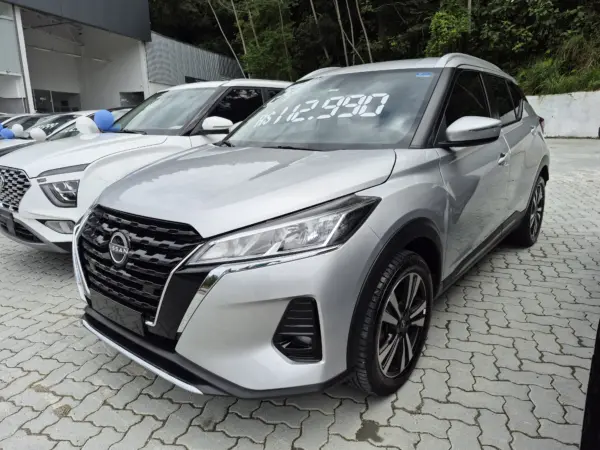 NISSAN KICKS