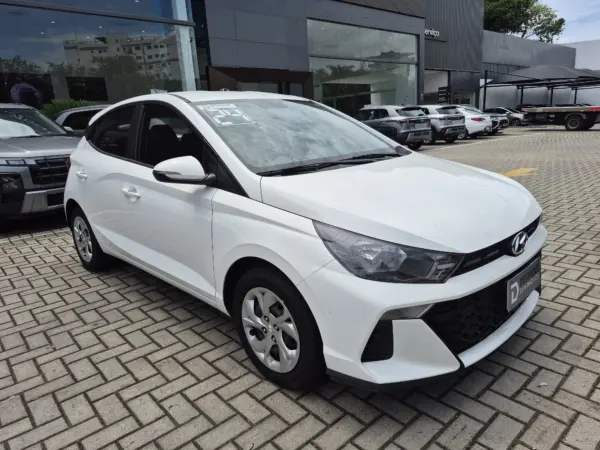 HYUNDAI HB20