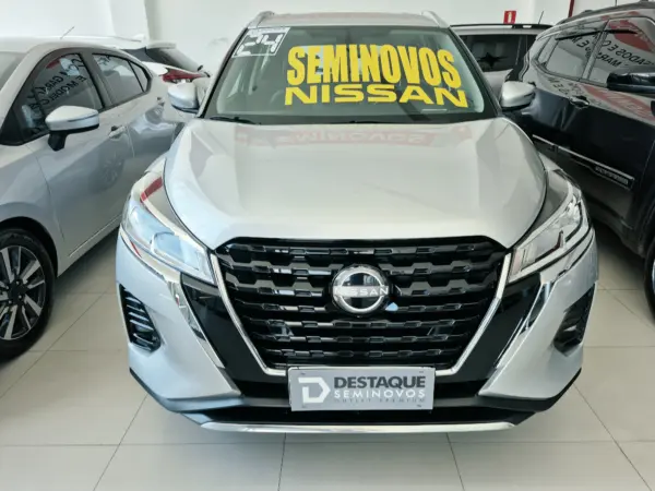 NISSAN KICKS