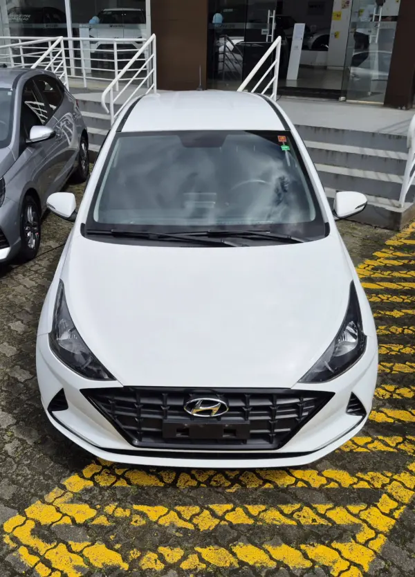 HYUNDAI HB20